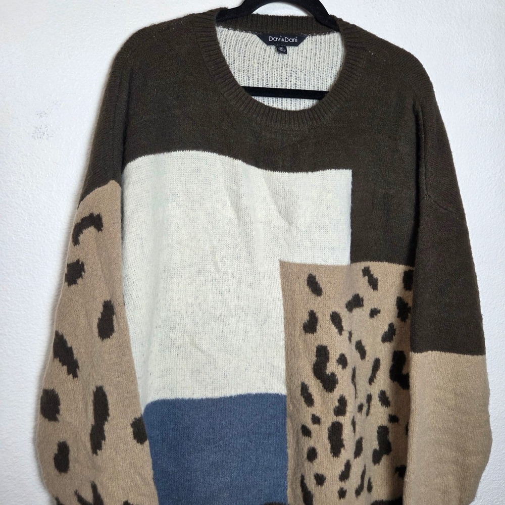 Davi & Dani Patchwork Leopard print sweater Women… - image 4